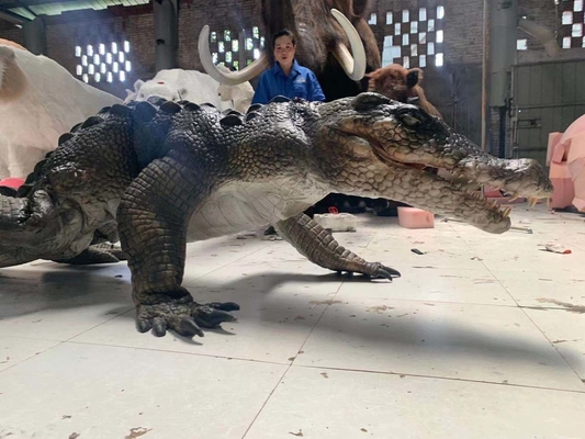 Good price Traje realista interactivo del cocodrilo para el parque de atracciones en línea